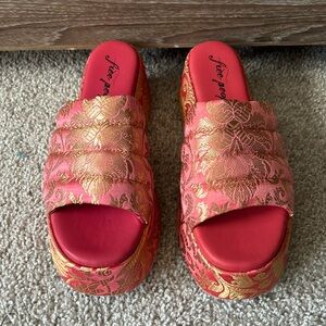 FREE PEOPLE ALMOST PARADISE PLATFORM SHOES SIZE 38.5 MSRP $138.00 BRAND NEW